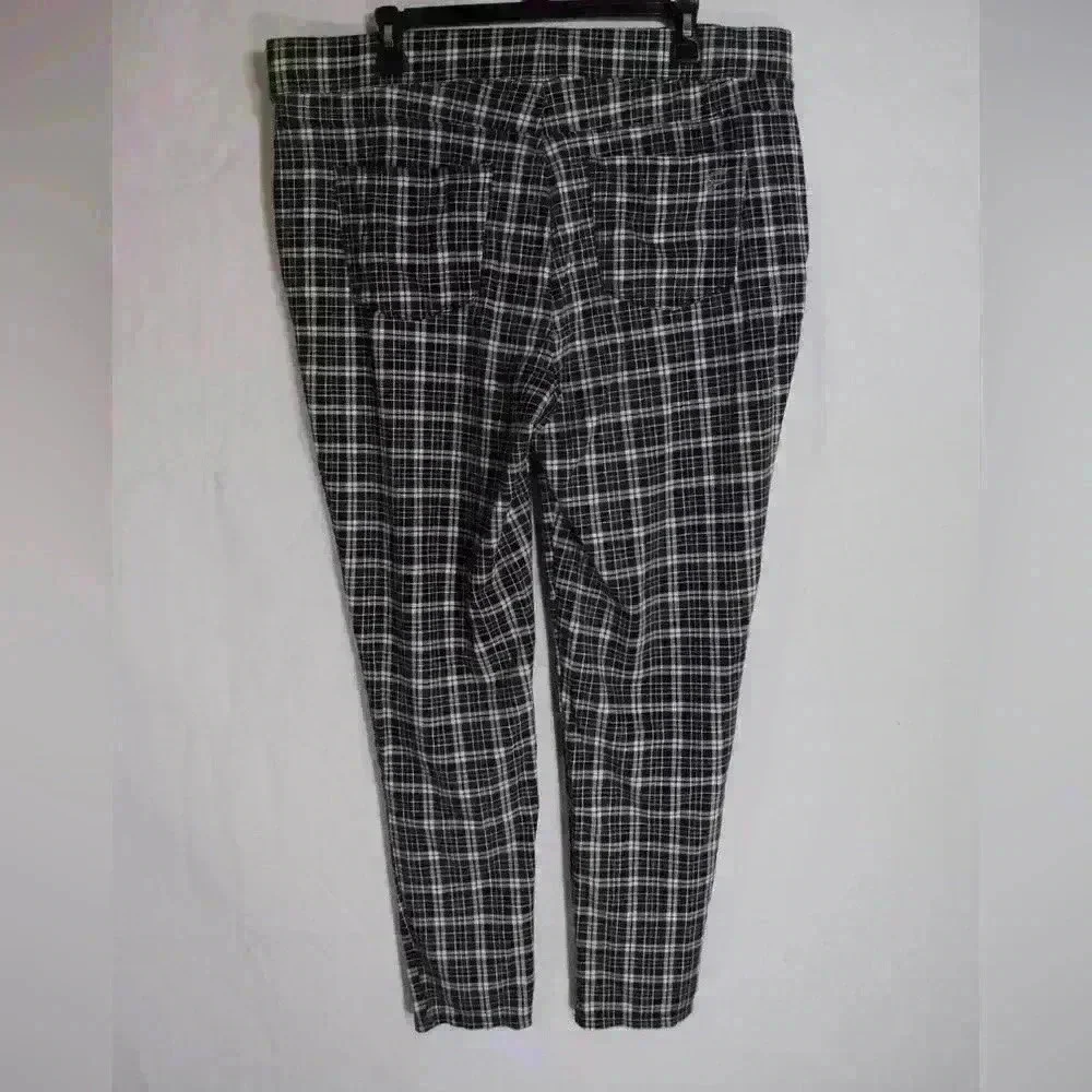 Seven7 4-Way Stretch Skinny Leg Pull On Ponte Pant Legging Dandy Plaid - Picture 2 of 2